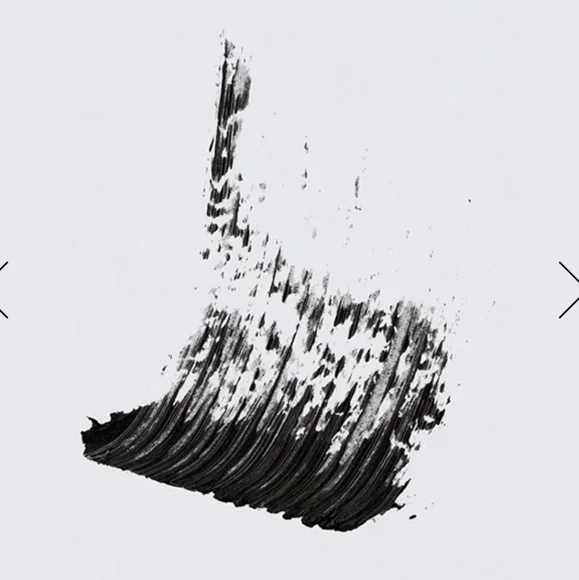 Estee Lauder Double Wear Mascara - Black and Gold - Picture 3 of 11